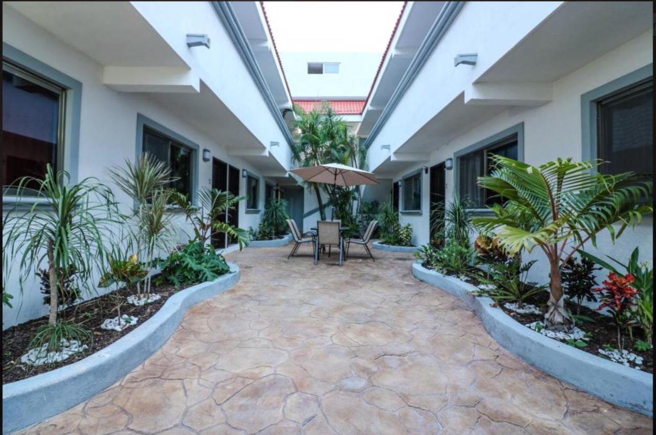 Mayan Caribe Apart-Hotel Плая дел Кармен Екстериор снимка