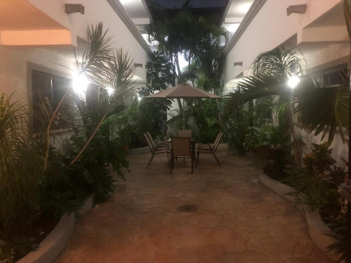 Mayan Caribe Apart-Hotel Плая дел Кармен Екстериор снимка